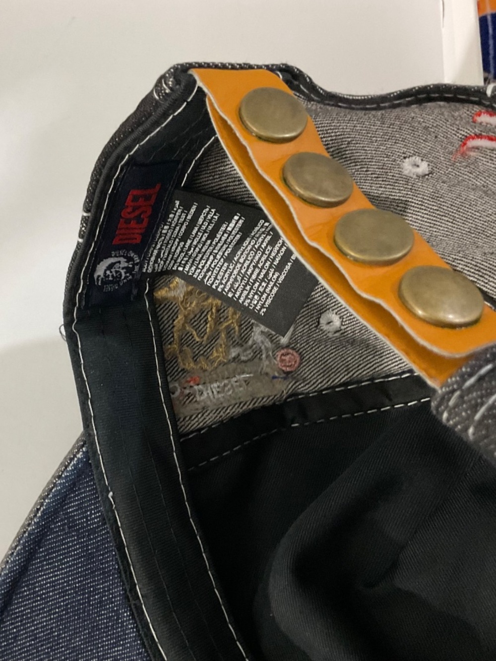 Diesel Hat. - Picture 6 of 7